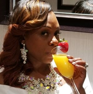 Meet your Posher, Katrina